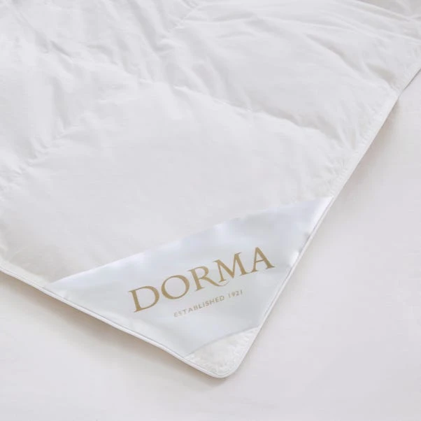 Dorma Luxurious White Goose Down 10.5 Tog Duvet 5 Dorma Luxurious White Goose Down 10.5 Tog Duvet - Image 3