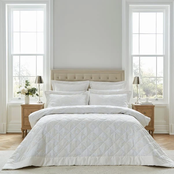 Dorma Acanthus Jacquard Bedspread 6 Dorma Acanthus Jacquard Bedspread - Image 4