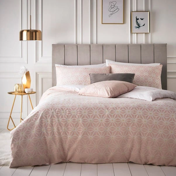 Furn. Tessellate Geometric Blush Reversible Duvet Cover And Pillowcase Set 6 Furn. Tessellate Geometric Blush Reversible Duvet Cover And Pillowcase Set - Image 4