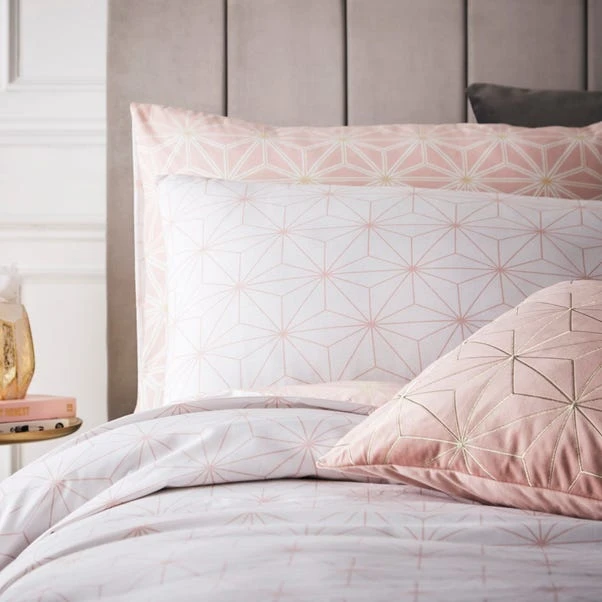 Furn. Tessellate Geometric Blush Reversible Duvet Cover And Pillowcase Set 8 Furn. Tessellate Geometric Blush Reversible Duvet Cover And Pillowcase Set - Image 6