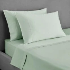 Dorma Smooth & Soft 300 Thread Count Cotton Sateen Fitted Sheet 28 Dorma Smooth & Soft 300 Thread Count Cotton Sateen Fitted Sheet -Dunelm Shop 30748228 alt01