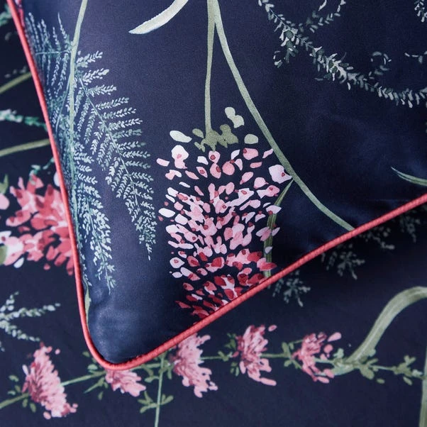 Dorma Winter Garden Navy 100% Cotton King Oxford Pillowcase Pair 4 Dorma Winter Garden Navy 100% Cotton King Oxford Pillowcase Pair - Image 2