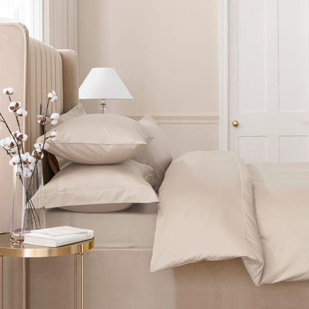 Dorma Smooth & Soft 300 Thread Count Cotton Sateen Kingsize Oxford Pillowcase 11 Dorma Smooth & Soft 300 Thread Count Cotton Sateen Kingsize Oxford Pillowcase - Image 9