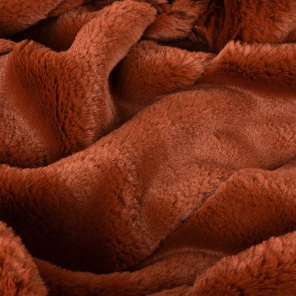 Empress Faux Fur Throw 16 Empress Faux Fur Throw - Image 14