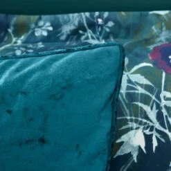 Crushed Velour Piped Pillowcase 24 Crushed Velour Piped Pillowcase -Dunelm Shop 30828692 alt01