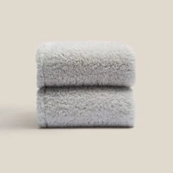 Teddy Bear Throw -Dunelm Shop 30835450 alt02