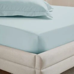 Dorma Crisp & Fresh 400 Thread Count Egyptian Cotton Percale Fitted Sheet 40 Dorma Crisp & Fresh 400 Thread Count Egyptian Cotton Percale Fitted Sheet -Dunelm Shop 30866163