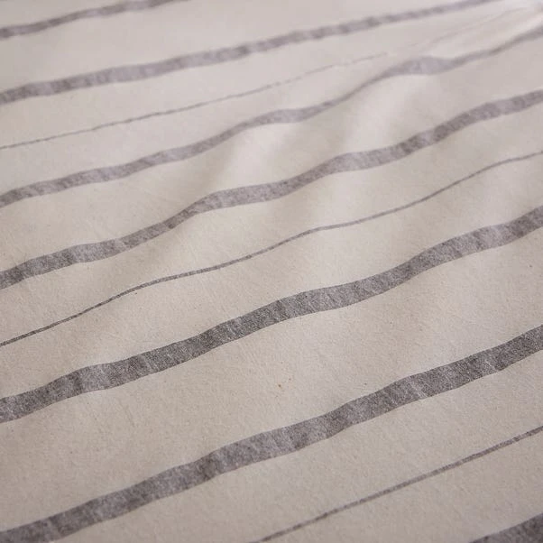 Aylesford Stripe Oxford Pillowcase 5 Aylesford Stripe Oxford Pillowcase - Image 3