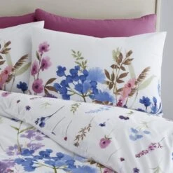 Catherine Lansfield Countryside Floral Reversible Duvet Cover & Pillowcase Set 19 Catherine Lansfield Countryside Floral Reversible Duvet Cover & Pillowcase Set -Dunelm Shop 30867153 alt01