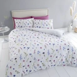 Catherine Lansfield Countryside Floral Reversible Duvet Cover & Pillowcase Set 16 Catherine Lansfield Countryside Floral Reversible Duvet Cover & Pillowcase Set -Dunelm Shop 30867154 alt02
