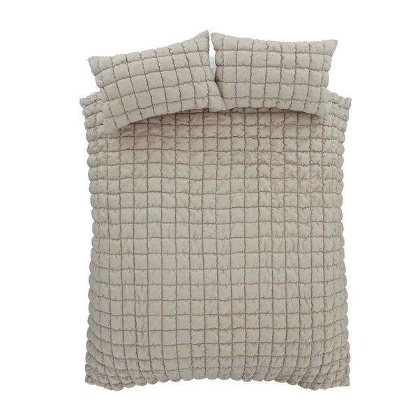 Catherine Lansfield Puffer 3.5 Tog Duvet Cover & Pillowcase Set 7 Catherine Lansfield Puffer 3.5 Tog Duvet Cover & Pillowcase Set - Image 5