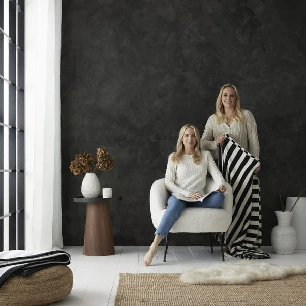 Style Sisters Knitted Stripe Throw 6 Style Sisters Knitted Stripe Throw - Image 4