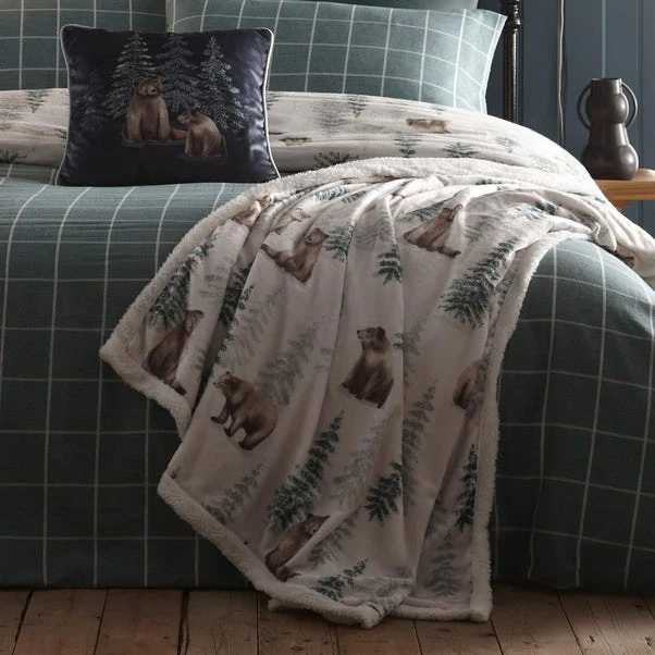 Lodge Bear Walks Bedspread 150cm X 200cm 3 Lodge Bear Walks Bedspread 150cm X 200cm