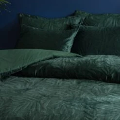 Nya Velvet Pinsonic Duvet Cover & Pillowcase Set 38 Nya Velvet Pinsonic Duvet Cover & Pillowcase Set -Dunelm Shop 30897820 alt01