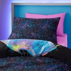 Football Graphic Girl Single Duvet Cover And Pillowcase Set 11 Football Graphic Girl Single Duvet Cover And Pillowcase Set -Dunelm Shop 30898210 alt03