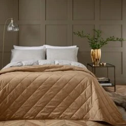 Castleton Bedspread 40 Castleton Bedspread -Dunelm Shop 30901603