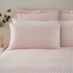 Portloe Gingham Woven Cotton Standard Pillowcase Pair 41 Portloe Gingham Woven Cotton Standard Pillowcase Pair -Dunelm Shop 30921974