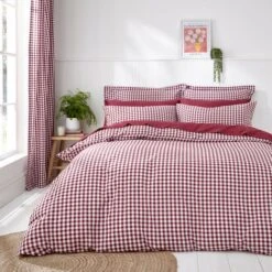 Portloe Gingham Woven Cotton Standard Pillowcase Pair 27 Portloe Gingham Woven Cotton Standard Pillowcase Pair -Dunelm Shop 30921991 alt01