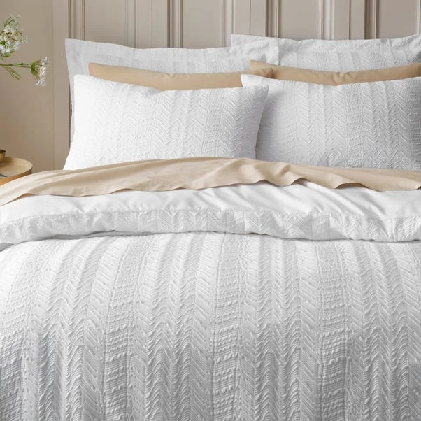 Gia Wave Oxford Pillowcase 5 Gia Wave Oxford Pillowcase - Image 3