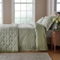 Dorma Fuchsia Bells Bedspread 10 Dorma Fuchsia Bells Bedspread -Dunelm Shop 30927659 alt02