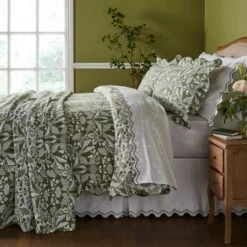 Dorma Dandelion Bedspread -Dunelm Shop 30927702 alt02