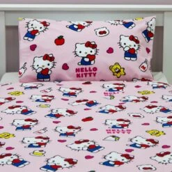 Hello Kitty Heartheld Pillowcase & Duvet Cover Set 10 Hello Kitty Heartheld Pillowcase & Duvet Cover Set -Dunelm Shop 30931044 alt03