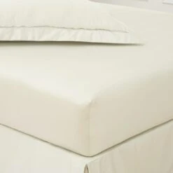 Dorma Luxurious & Silky 500 Thread Count Cotton Sateen Fitted Sheet 28 Dorma Luxurious & Silky 500 Thread Count Cotton Sateen Fitted Sheet -Dunelm Shop 30931171