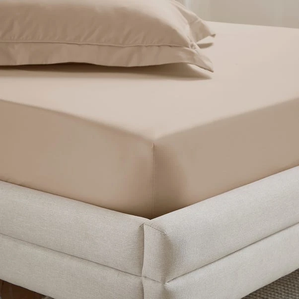 Dorma Crisp & Fresh 400 Thread Count Egyptian Cotton Percale Fitted Sheet 4 Dorma Crisp & Fresh 400 Thread Count Egyptian Cotton Percale Fitted Sheet - Image 2