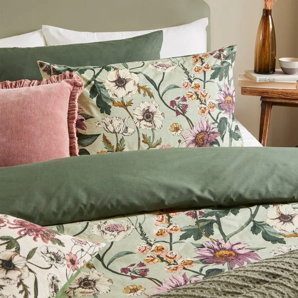 Wylder Nature Wallflower Reversible Duvet Cover And Pillowcase Set 12 Wylder Nature Wallflower Reversible Duvet Cover And Pillowcase Set - Image 10
