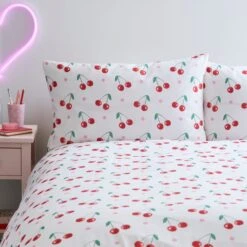 Cherries Duvet Cover And Pillowcase Set -Dunelm Shop 30937719 alt01