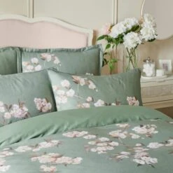 Holly Willoughby Blossoming Trail 100% Cotton Duvet Cover And Pillowcase Set 33 Holly Willoughby Blossoming Trail 100% Cotton Duvet Cover And Pillowcase Set -Dunelm Shop 30938967 alt01
