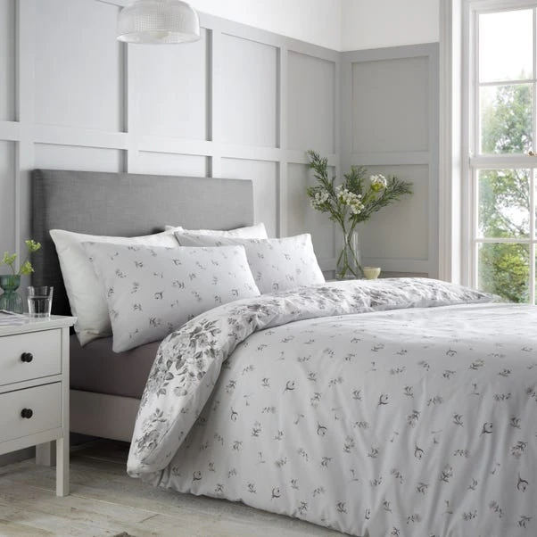 Catherine Lansfield Elinda Floral Duvet Cover And Pillowcase Set 19 Catherine Lansfield Elinda Floral Duvet Cover And Pillowcase Set - Image 17