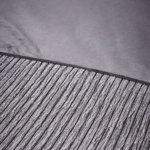 Catherine Lansfield Allure Sparkle Duvet Cover And Pillowcase Set 11 Catherine Lansfield Allure Sparkle Duvet Cover And Pillowcase Set - Image 9