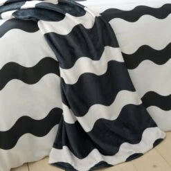 Sassy B Waves Monochrome Throw 200cm X 240cm 10 Sassy B Waves Monochrome Throw 200cm X 240cm -Dunelm Shop 30976389 alt02