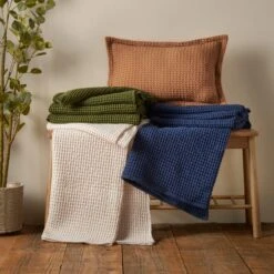 Pineapple Elephant Jaipur Waffle Throw 150cm X 200cm -Dunelm Shop 30976431 alt04
