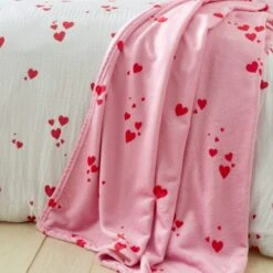 Catherine Lansfield Hearts Pink Fleece Throw 200cm X 240cm -Dunelm Shop 30976432 alt02