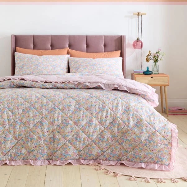 Catherine Lansfield Darcy Floral Bedspread 3 Catherine Lansfield Darcy Floral Bedspread