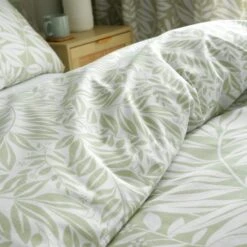 Catherine Lansfield Sorrel Leaves Reversible Duvet Cover & Pillowcase Set -Dunelm Shop 30983048 alt05