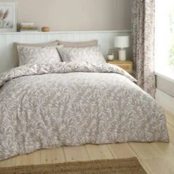 Catherine Lansfield Sorrel Leaves Reversible Duvet Cover & Pillowcase Set -Dunelm Shop 30983051 alt03